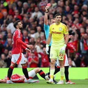 Roja al Dibu Martínez y escandalosa derrota de Aston Villa, que se quedó sin Champions