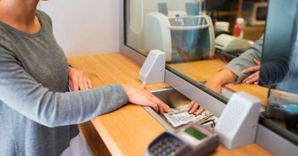 Un nuevo horizonte cambiario: el auge de la demanda de divisas en abril La reciente decisión del gobierno de liberar par... Descubre más sobre liberar, finan...