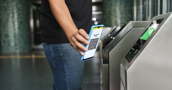 Explora los detalles sobre Ya se puede pagar con QR en todas las estaciones de subte: cómo hay que hacer. Noticias actualizadas y análisis profundos en InfoNow.