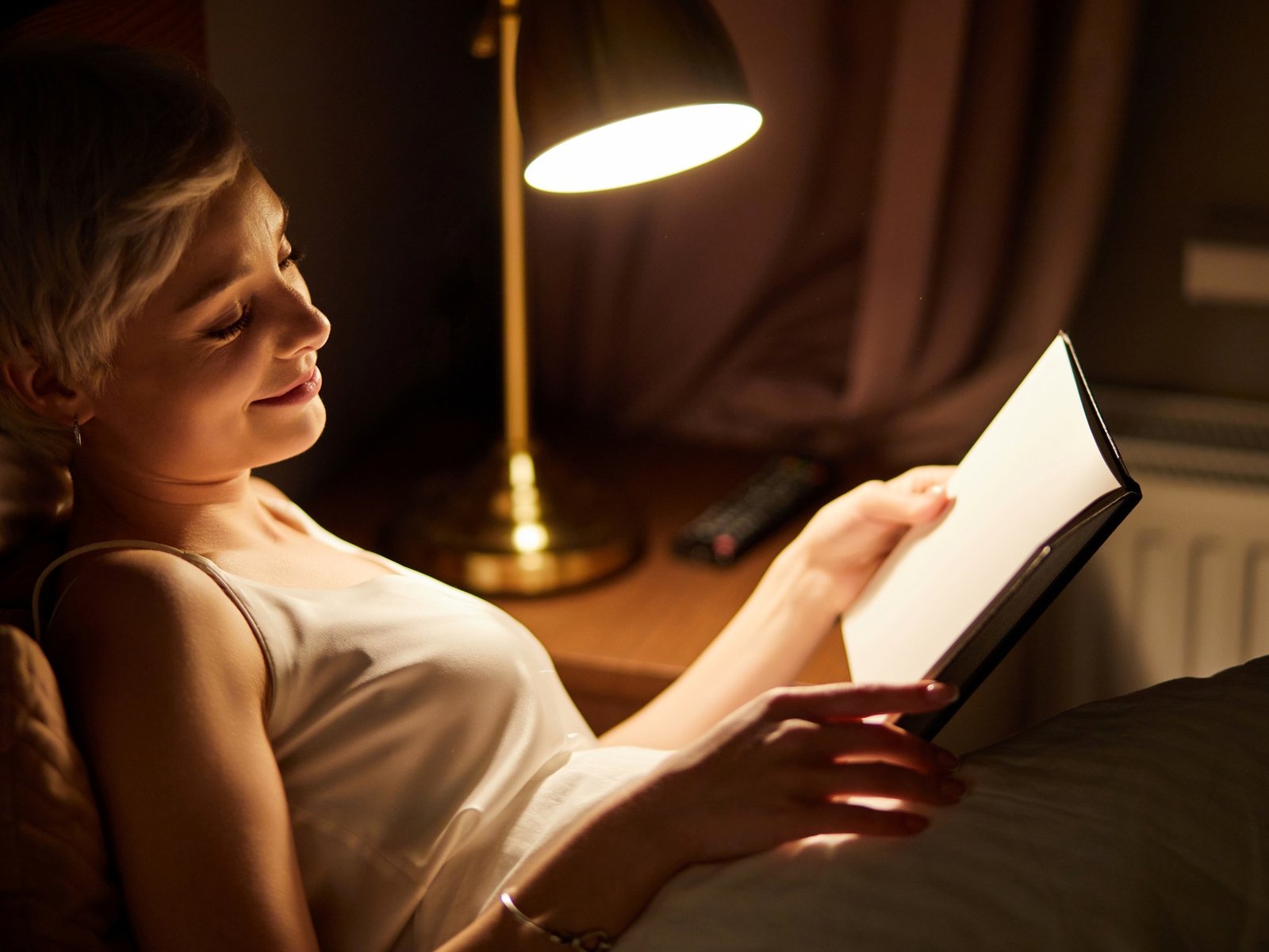 Invierno y erotismo: la combinación perfecta para el deleite literario Cuando las temperaturas bajan y las noches se ala... Descubre más sobre liga profesion...