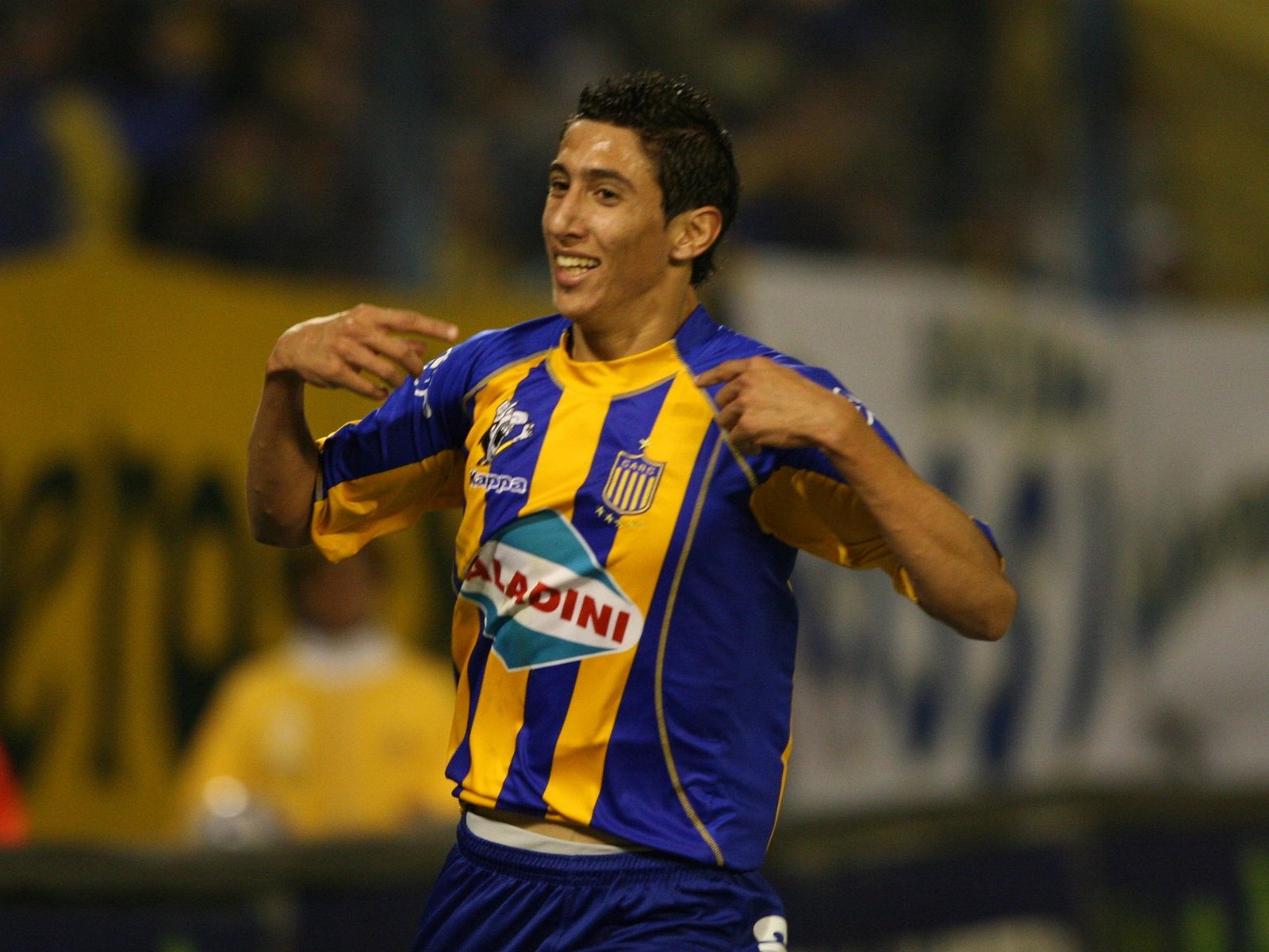 El regreso del hijo pródigo: un viaje de amor y fútbol El fútbol argentino es un vasto escenario donde las historias se ... Descubre más sobre comenzó, hinch...