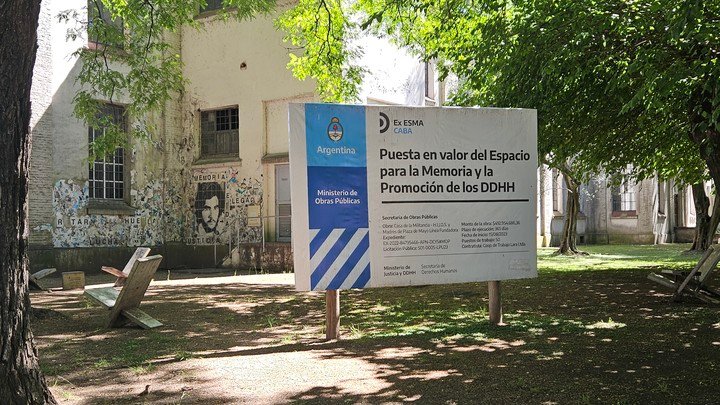 El Espacio para la Memoria funciona en el edificio de la Escuela de Mecánica de la Armada (ex ESMA). Foto Cecilia Profetico.