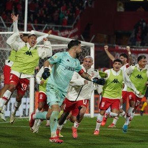 En una dramática definición por penales, Huracán eliminó a Independiente y es finalista del Torneo Apertura