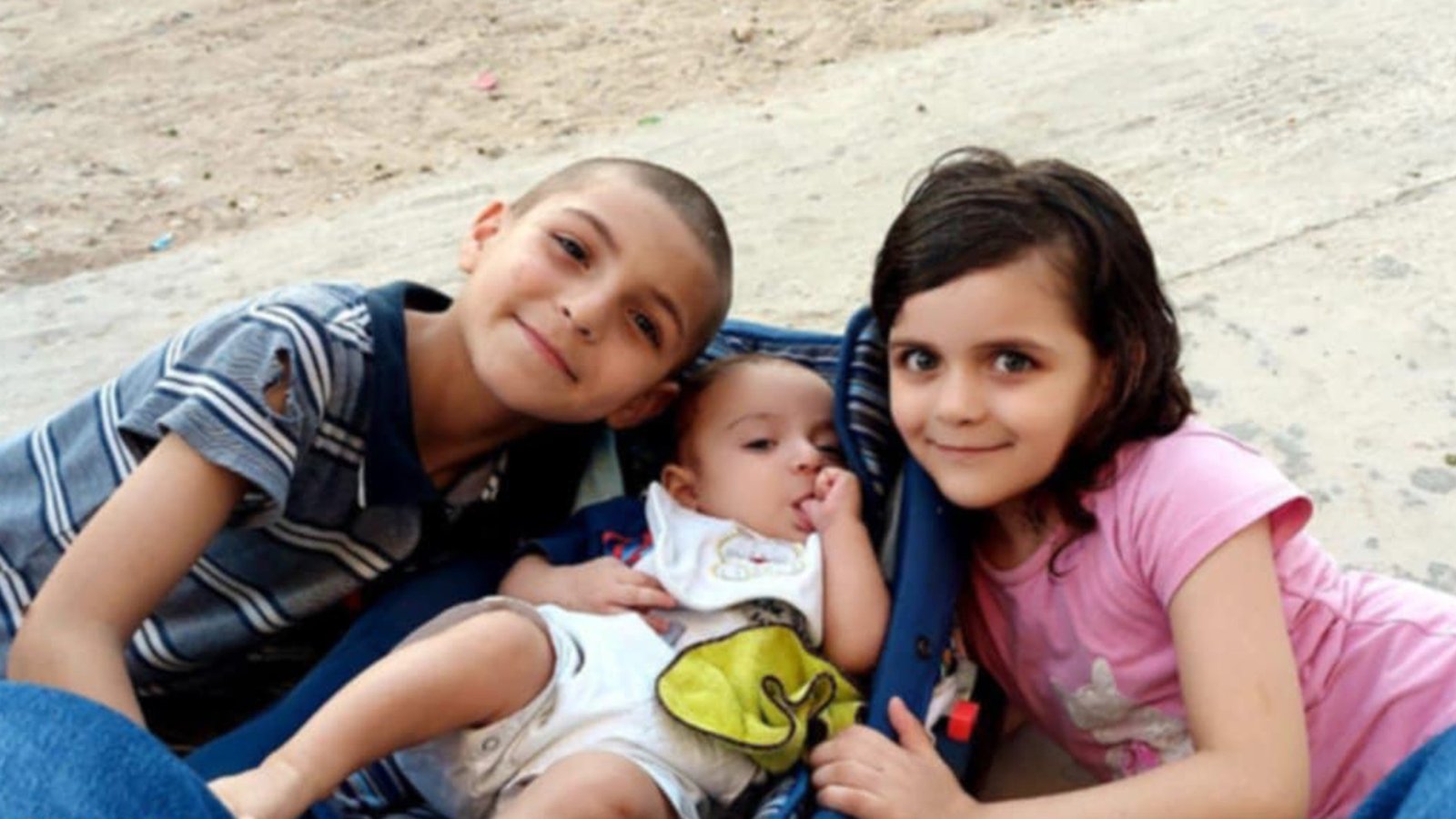 La devastadora pérdida de una madre en medio del conflicto La historia de la doctora Alaa al-Najjar resuena con un eco d... Descubre más sobre aéreos, acción...