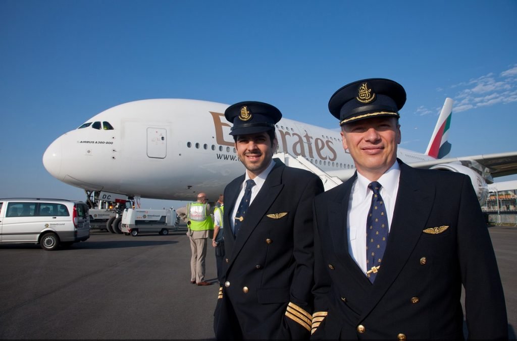 Una aerolínea extranjera viene a la Argentina para contratar pilotos en Redacción Clarín, Dubái
