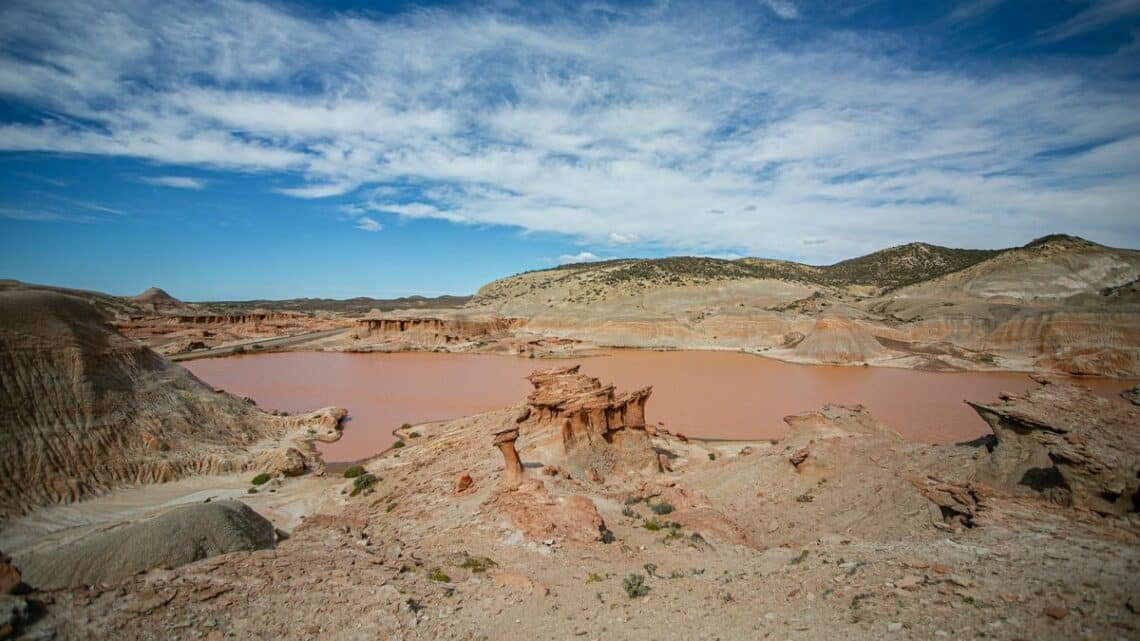 Rocas Coloradas de Chubut un paisaje que sorprende - Turismo en Argentina