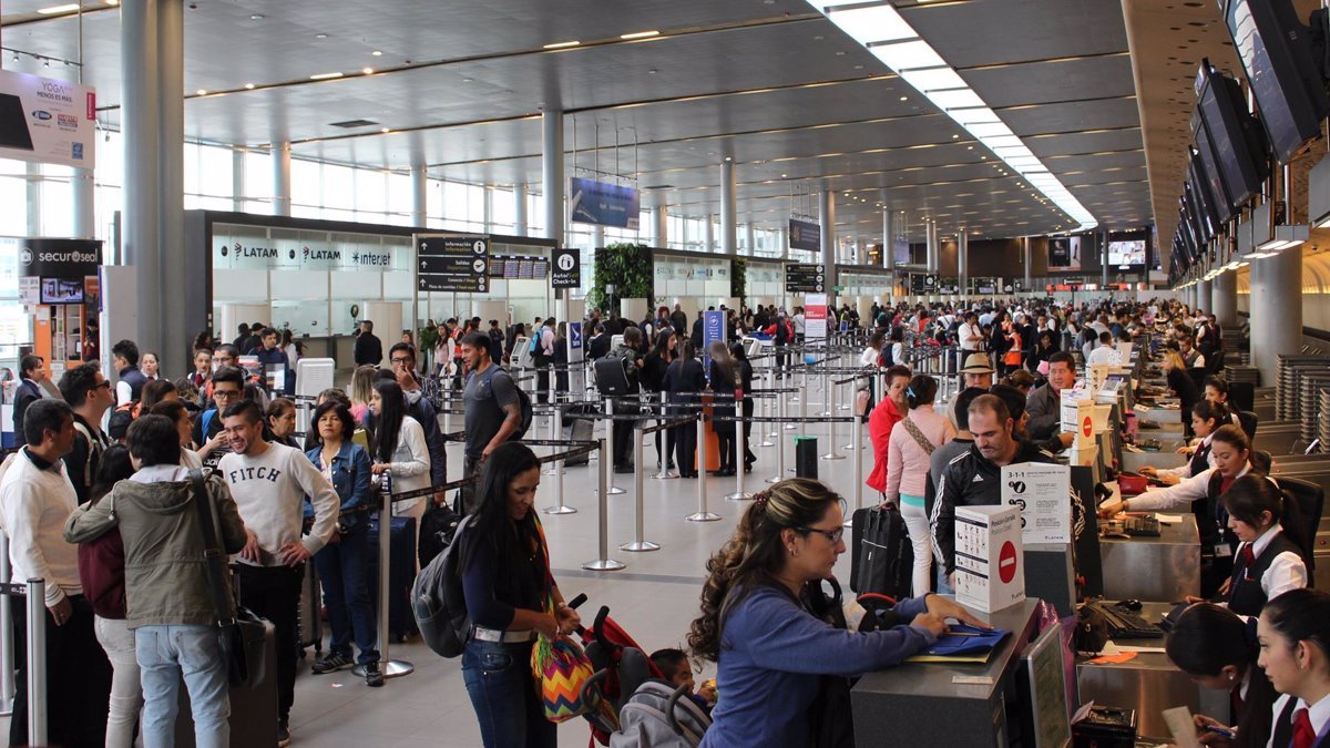 En abril hubo un 16% más de pasajeros aéreos en general en Destacados, Turismo