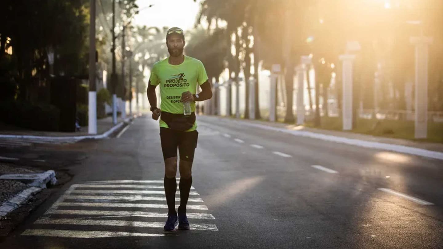 Corrió 366 maratones consecutivas, rompió un récord Guiness y así terminó su corazón en El Cronista, Información General