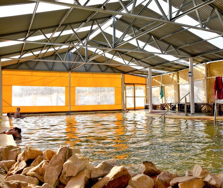 Cuánto cuesta una escapada a las termas más cercanas en Pablo, Bizón