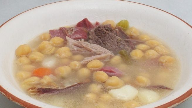 Los secretos del puchero criollo con la receta de Osvaldo Gross Claro, la palabra "cocina" se traduce igual al español argentino: "cocina". Si necesitas que traduzca un texto más largo o específico, no dudes en compartirlo. receta