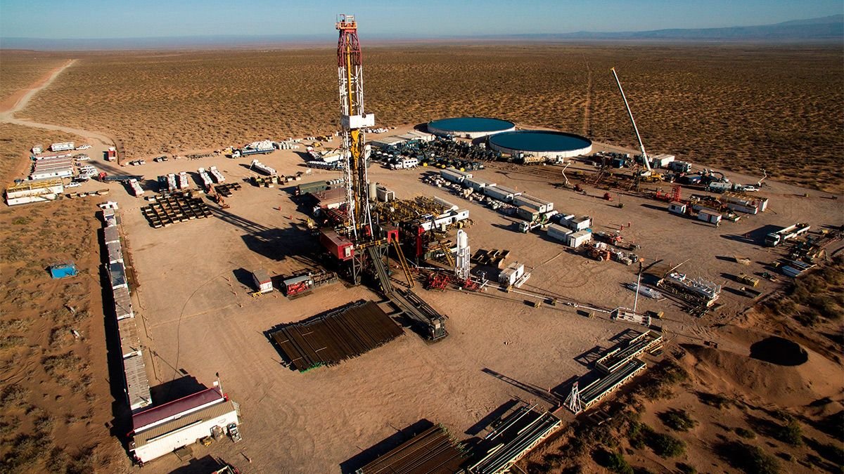 Ganar eficiencia para competir con los Estados Unidos, el desafío de Vaca Muerta en El Cronista, Negocios