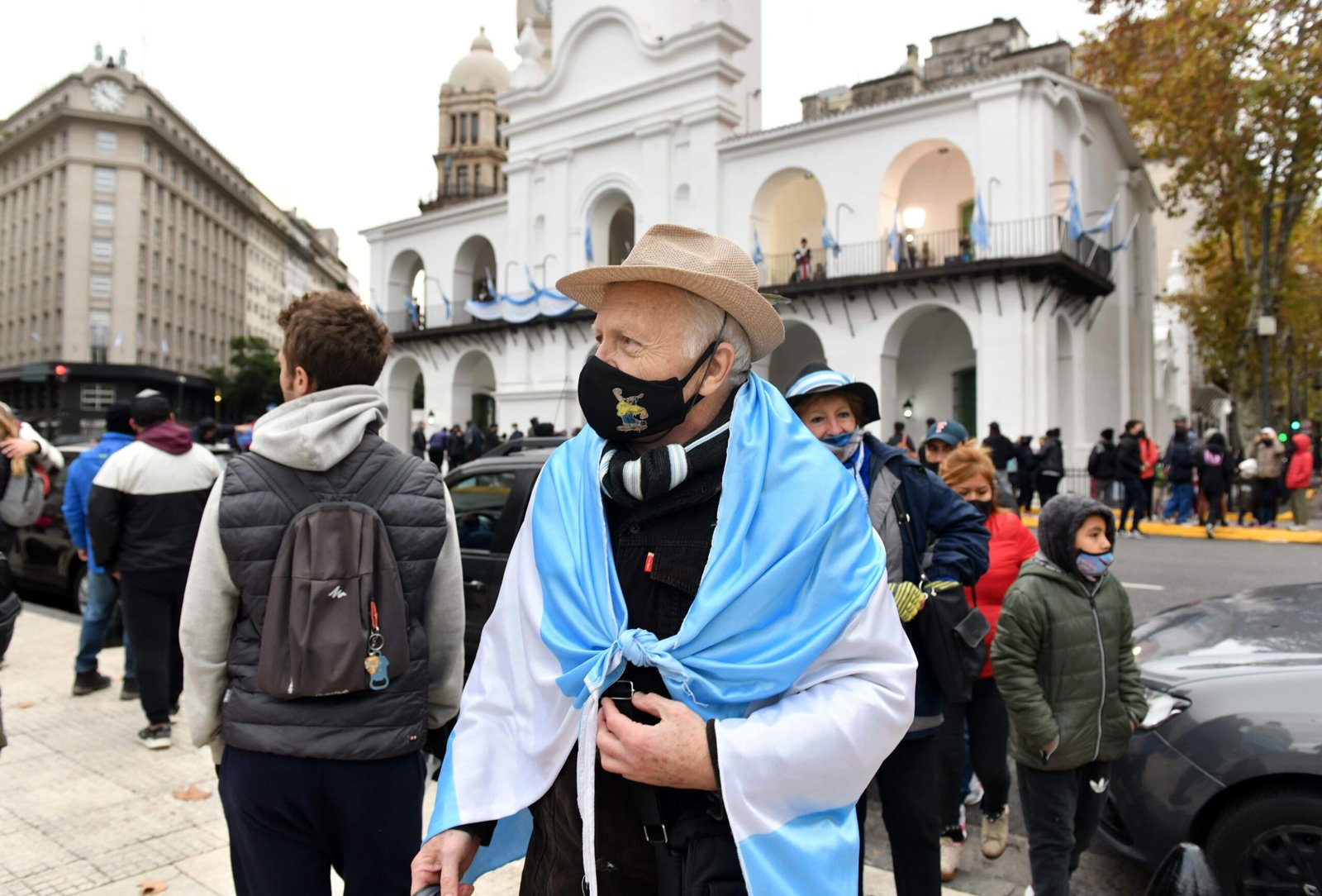 En abril por cada turista que entró al país salieron dos en Destacados, Turismo