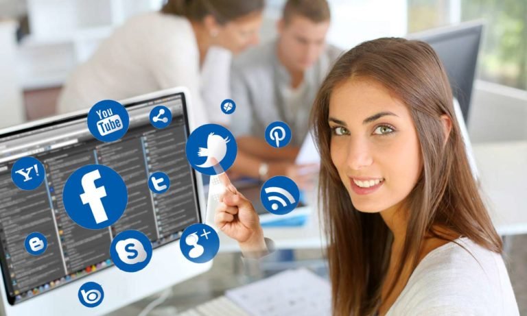 community manager