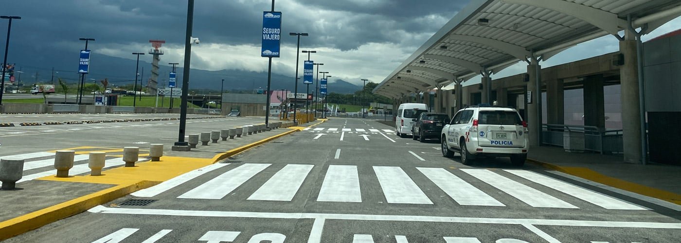 Aeropuerto sin estrés en Elaine, Glusac