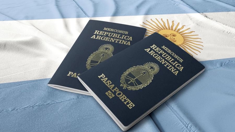 Agregarán el permiso de viaje a menores con la emisión de pasaportes nuevos en Turismo, Posteado