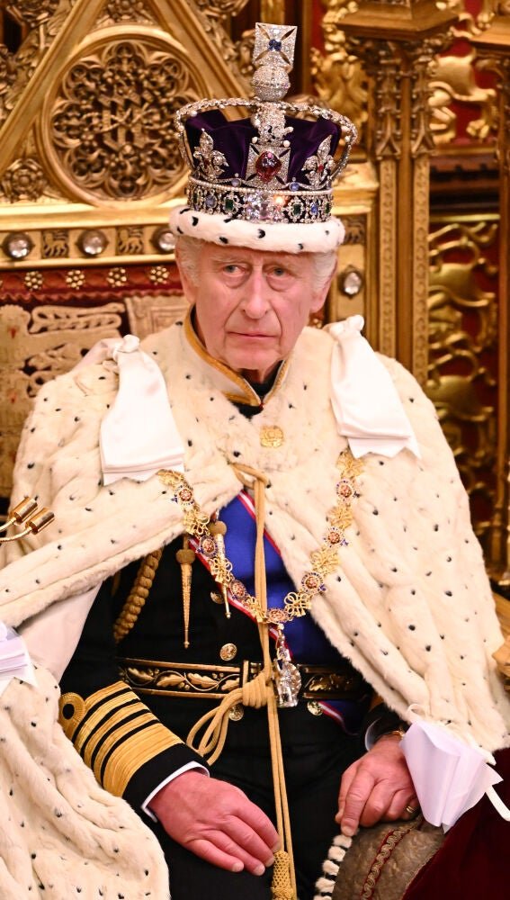 Preocupación por el Rey Carlos III en El Cronista, Internacionales