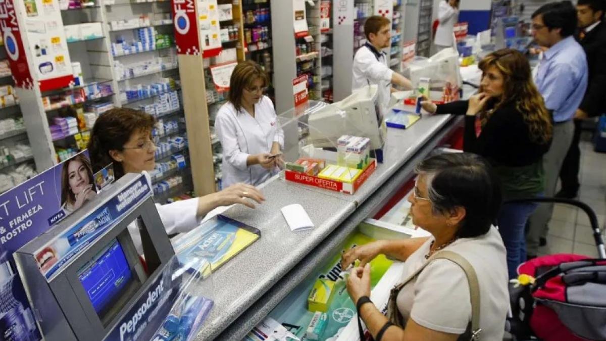 Prohíben la venta de este medicamento famoso y exigen el retiro urgente en El Cronista, Economía