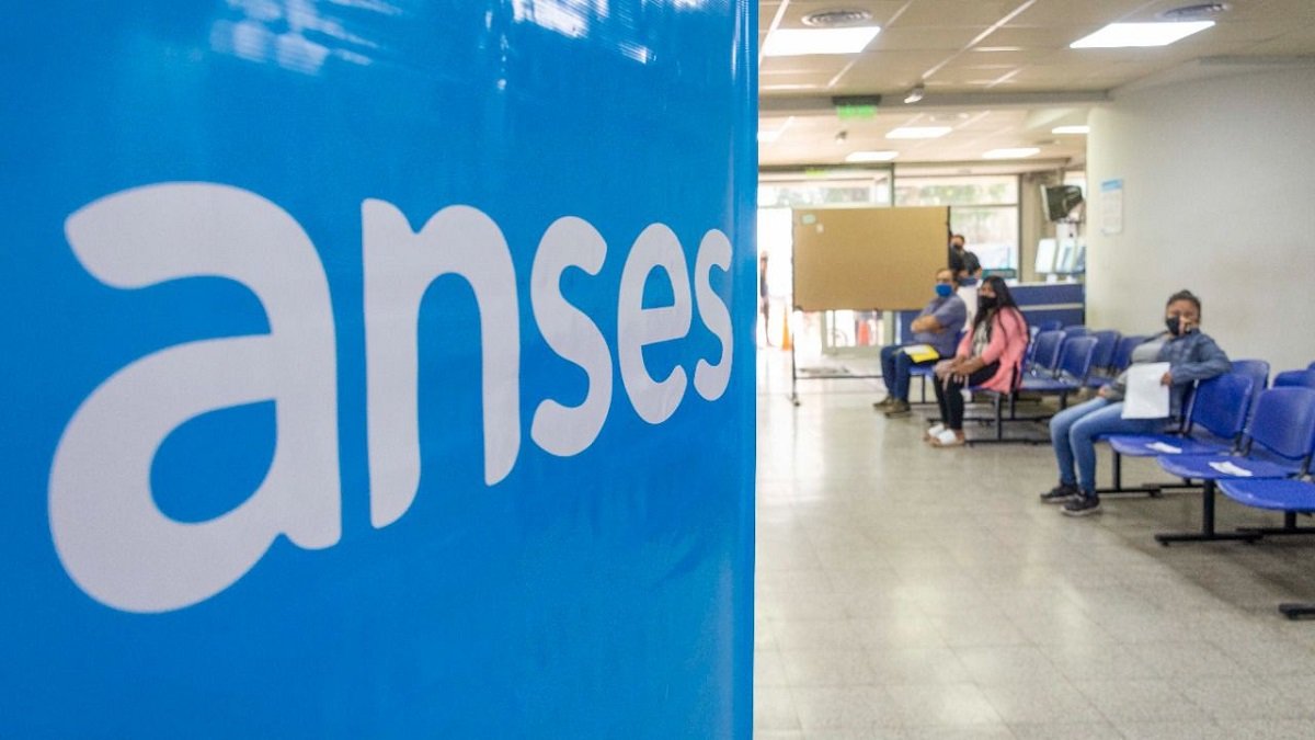 Una buena para los jubilados de ANSES en El Cronista, Economía