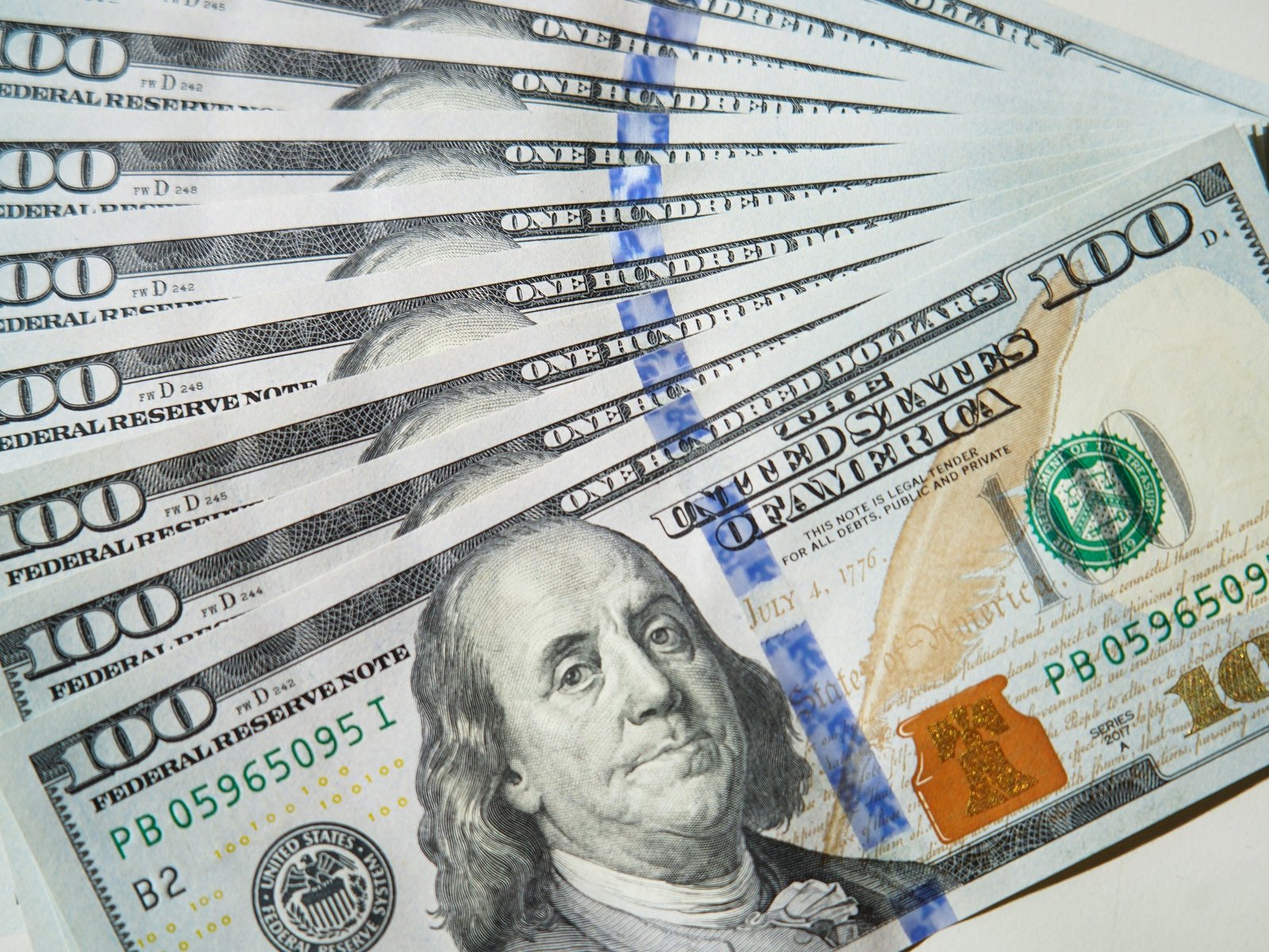 Precio del dólar blue hoy en El Cronista, Finanzas