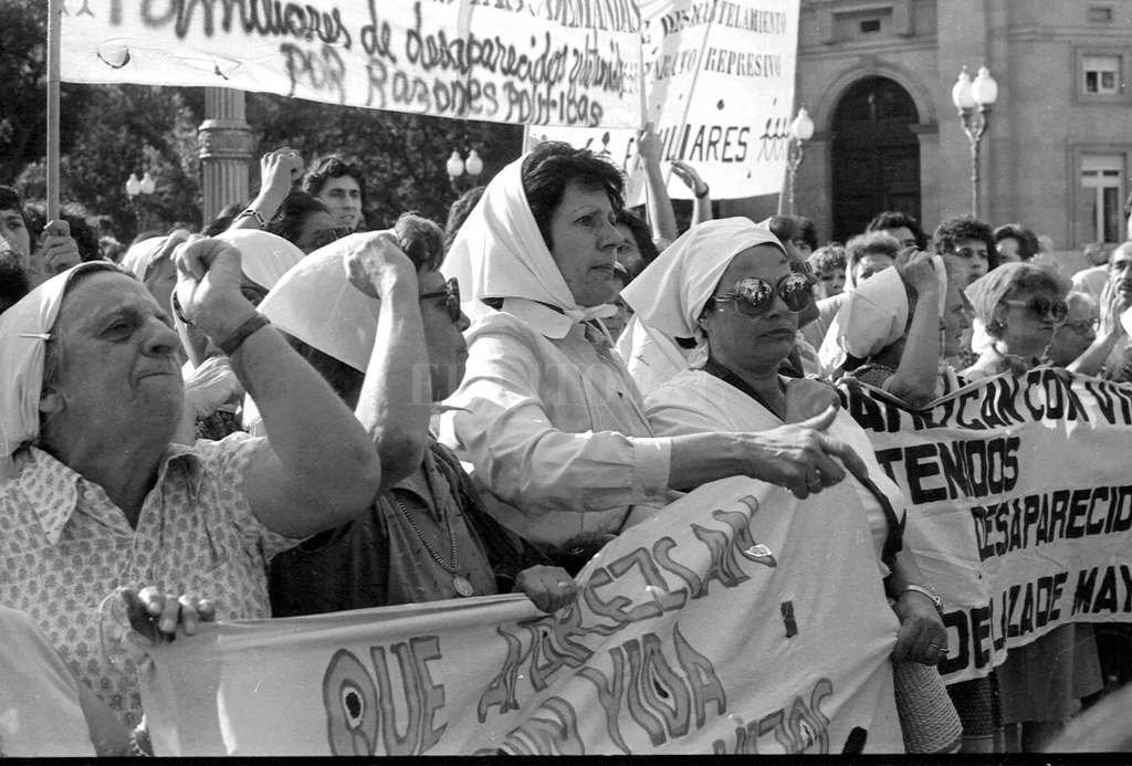El nacimiento de Las Madres de Plaza de Mayo Argentina