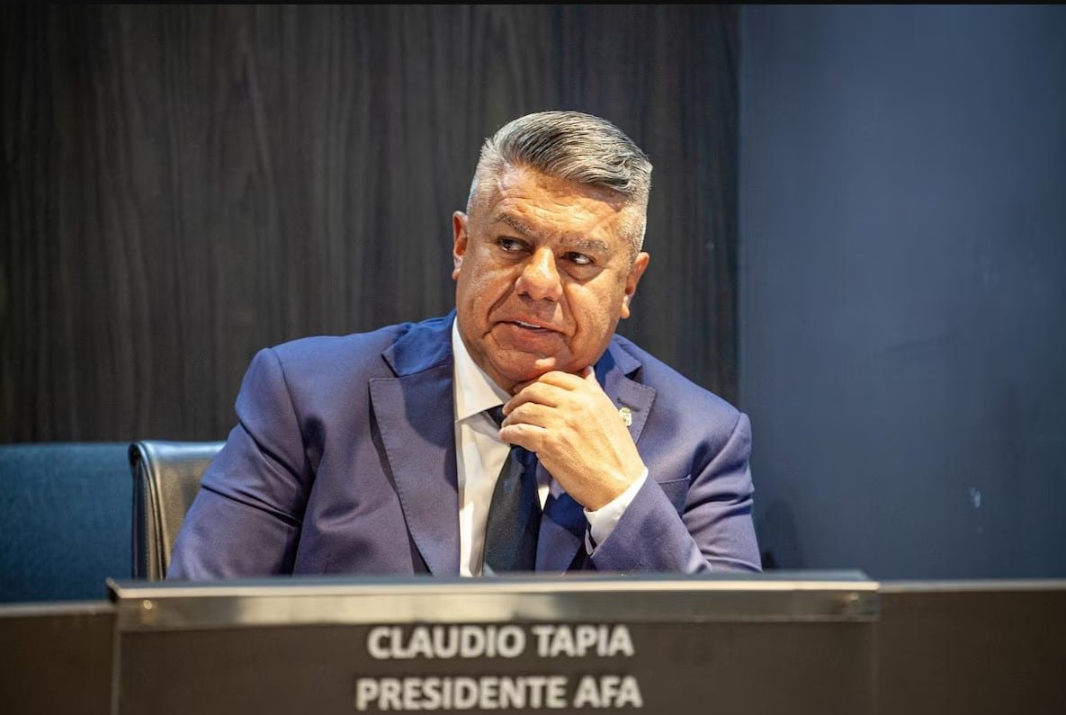 Claudio “Chiqui” Tapia argentina biografía