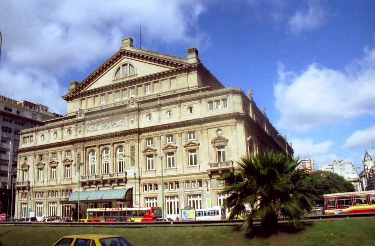 El nacimiento de la Actividad Teatral Nacional El Teatro Colón en 1908 Argentina