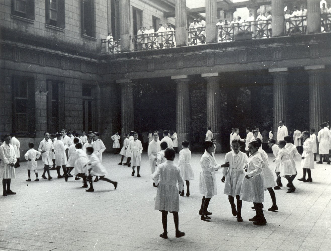 El nacimiento de una nueva educación La Ley 1420 y su impacto en Argentina Argentina
