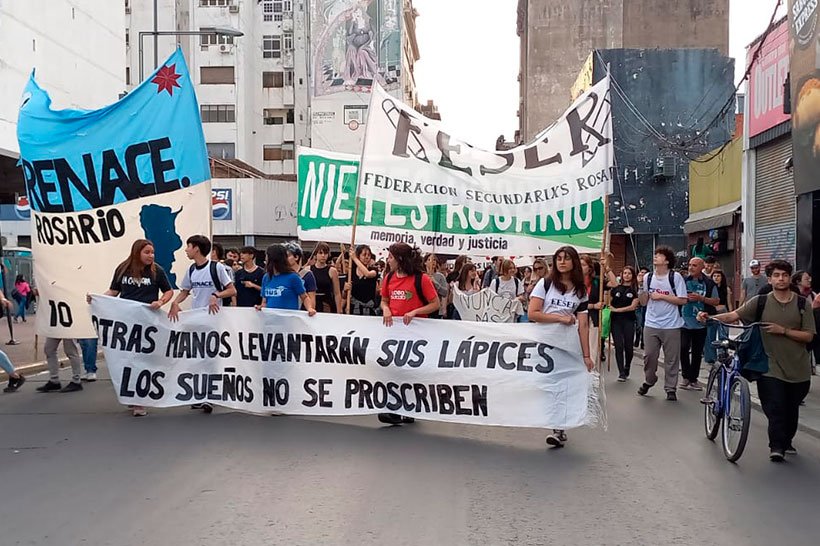 El legado de la Noche de los lápices Recordando la lucha por la educación en Argentina Argentina