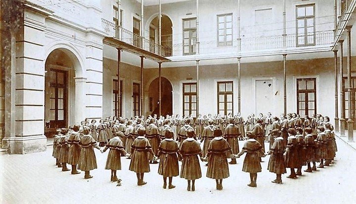 El nacimiento de la primera escuela secundaria en Argentina Argentina