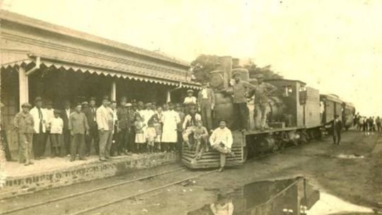 La llegada del primer tren a Buenos Aires 1865 Argentina