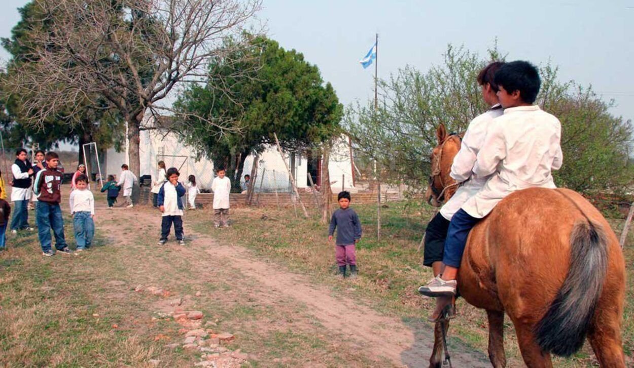 El día en que nació el primer maestro rural de Argentina Argentina