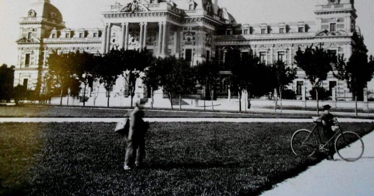 El nacimiento de un ícono La Fundación de la Ciudad de La Plata 1882 Argentina
