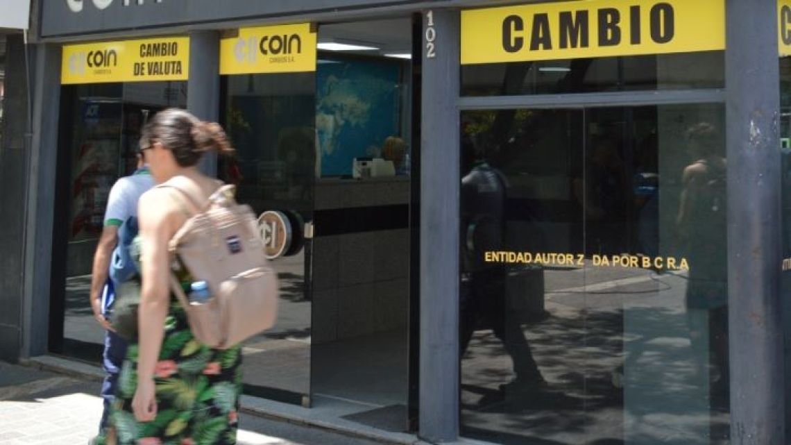 Un vistazo a la cotización del dólar en Córdoba este 3 de junio Este martes 3 de junio, la economía argentina sigue su d... Descubre más sobre inflación, imp...