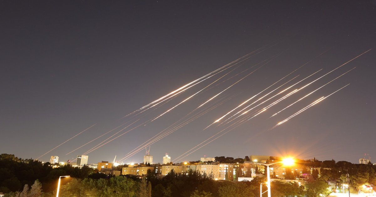 Por Redacción · 14 Jun 2025 – 20:23 ART Ver perfilEl nuevo capítulo de la confrontación entre Teherán y Jerusalén Las te... Descubre más sobre despliega...