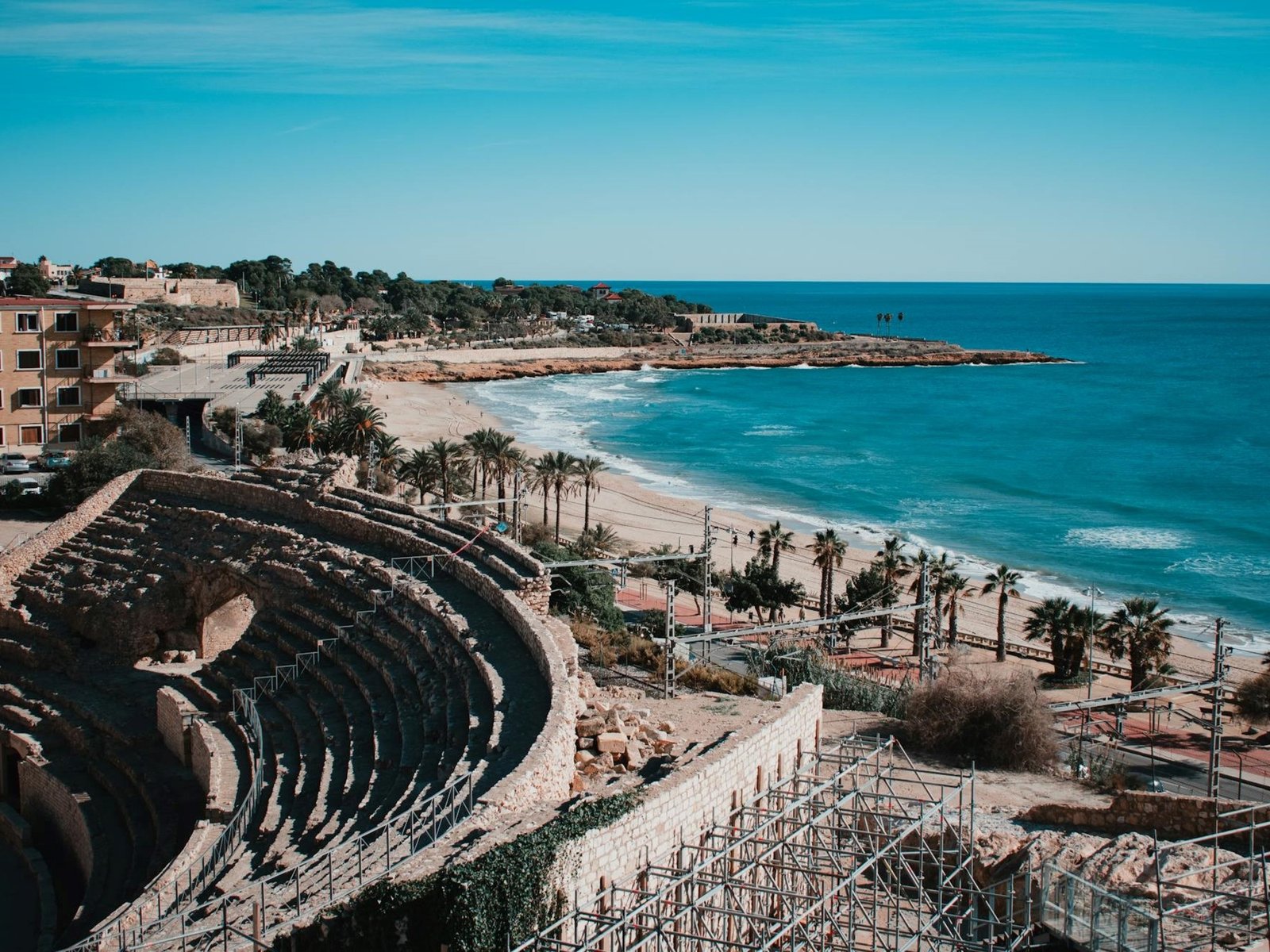 Castillo templario de la era medieval, tiene una muralla de 25 metros de alto. Foto: Pexels
