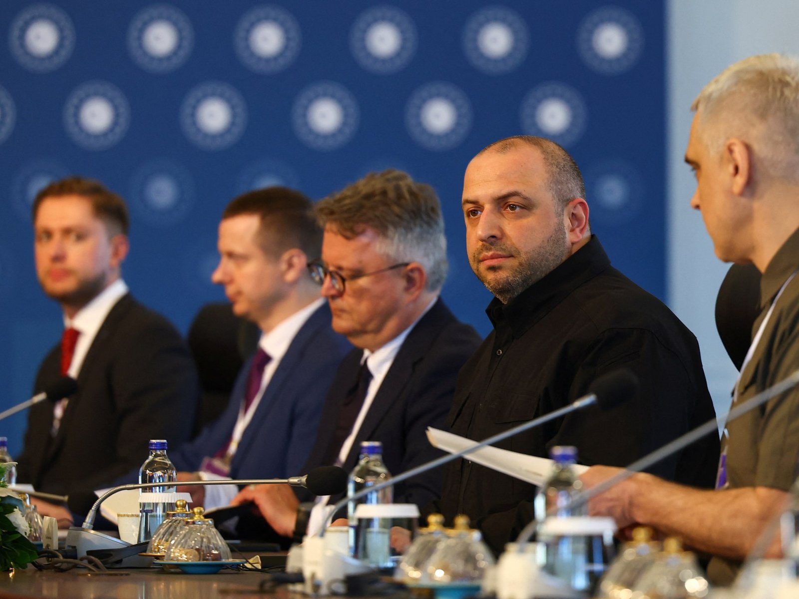 Un nuevo capítulo en el diálogo: Acuerdos que trascienden el campo de batalla Las recientes conversaciones entre Rusia y... Descubre más sobre entre, delegac...