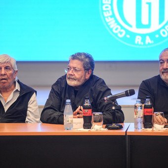 Tras el desplante a Cristina por la marcha, la CGT se sumaría a una convocatoria de Milei