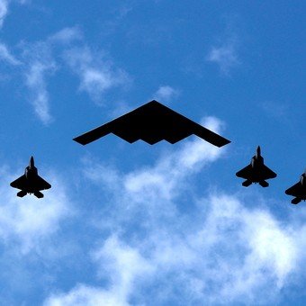 "Martillo de Medianoche": cómo fue el bombardeo de aviones B-2 que Estados Unidos lanzó contra blancos nucleares en Irán