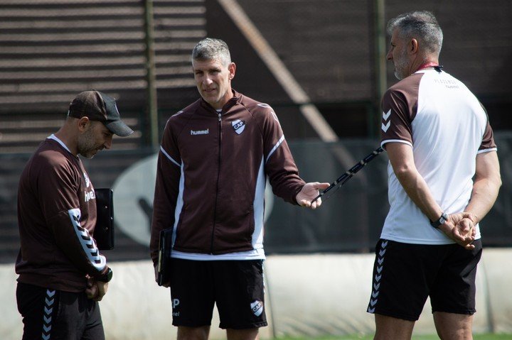 Martin Palermo llevó a Platense a su primera final (Prensa Platense).