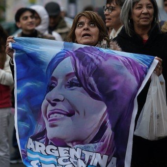El impacto del voto "Cristina presa" y los datos que empiezan a afectar el plan de Milei