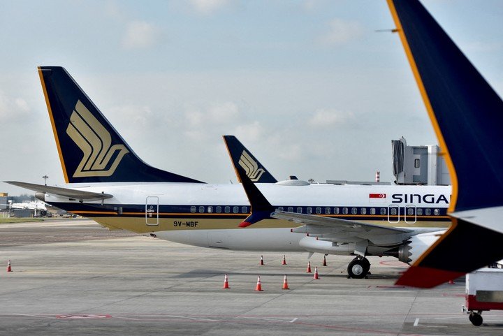 Aviones de Singapore Airlines en el aeropuerto Changi de Singapur. Foto REUTERS/Caroline Chia//Archivo
