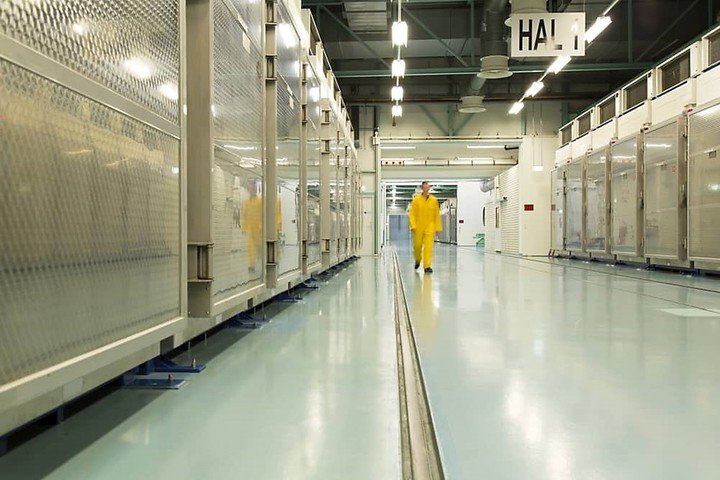 El interior de la planta de Fordow, retratada por la Organización de Energía Atómica de Irán (OEAI). Foto AFP/OEAI. 