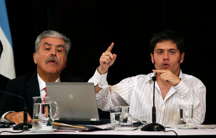 Axel Kicillof y Julio de Vido, en el Congreso, en 2012.