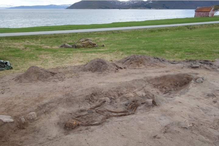 El lugar donde fue encontrada la barca (The Arctic University Museum of Norway).