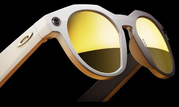 Oakley Meta.