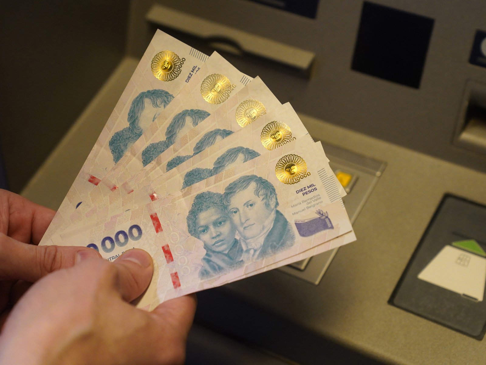 Las esperadas fechas de pago del medio aguinaldo para jubilados en Buenos Aires El anuncio realizado por el Instituto de... Descubre más sobre particularidad...