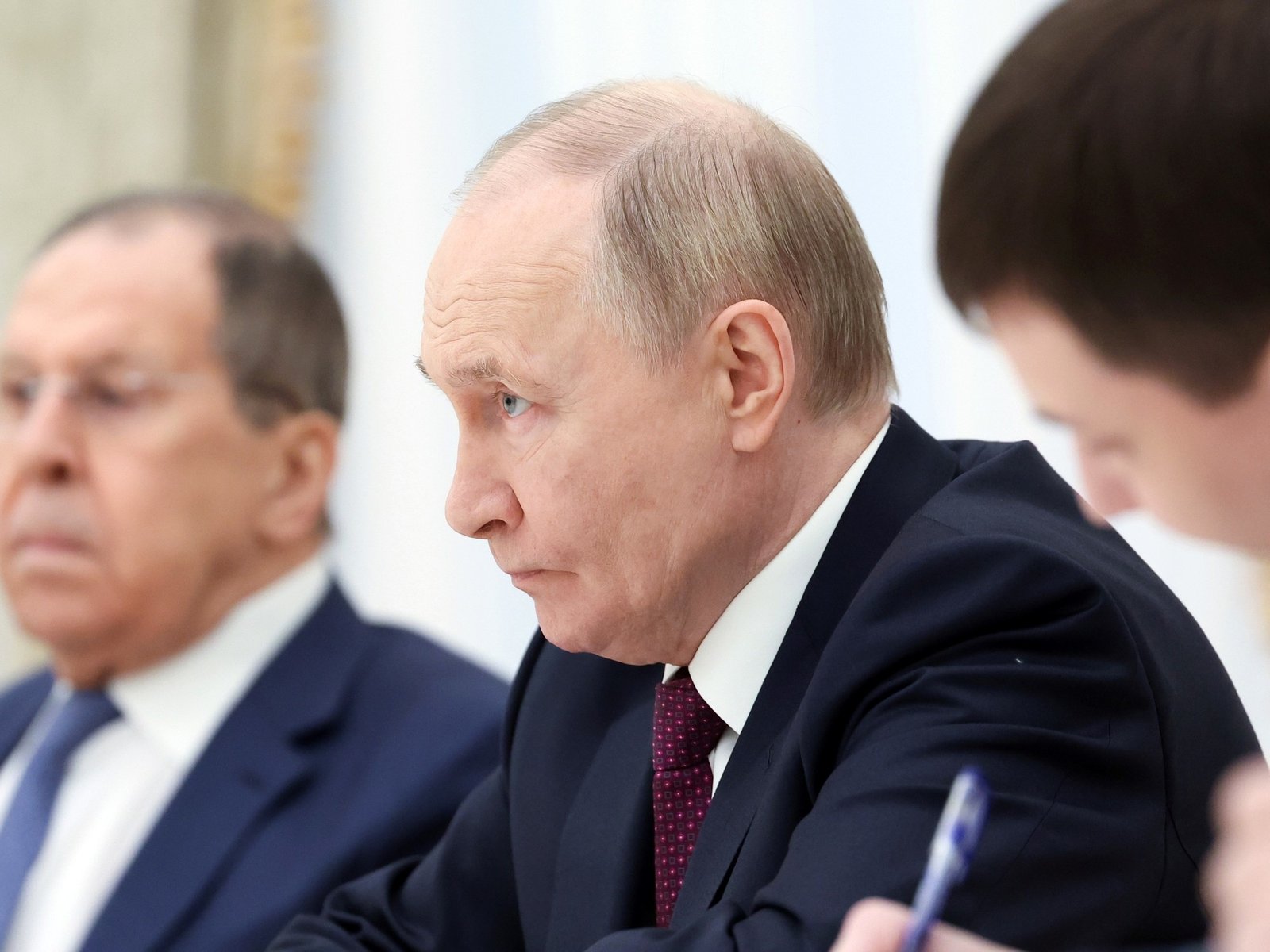 La búsqueda de apoyo: Irán y su estrecha relación con Rusia en tiempos de crisis En un contexto de creciente tensión geo... Descubre más sobre actual, tensió...