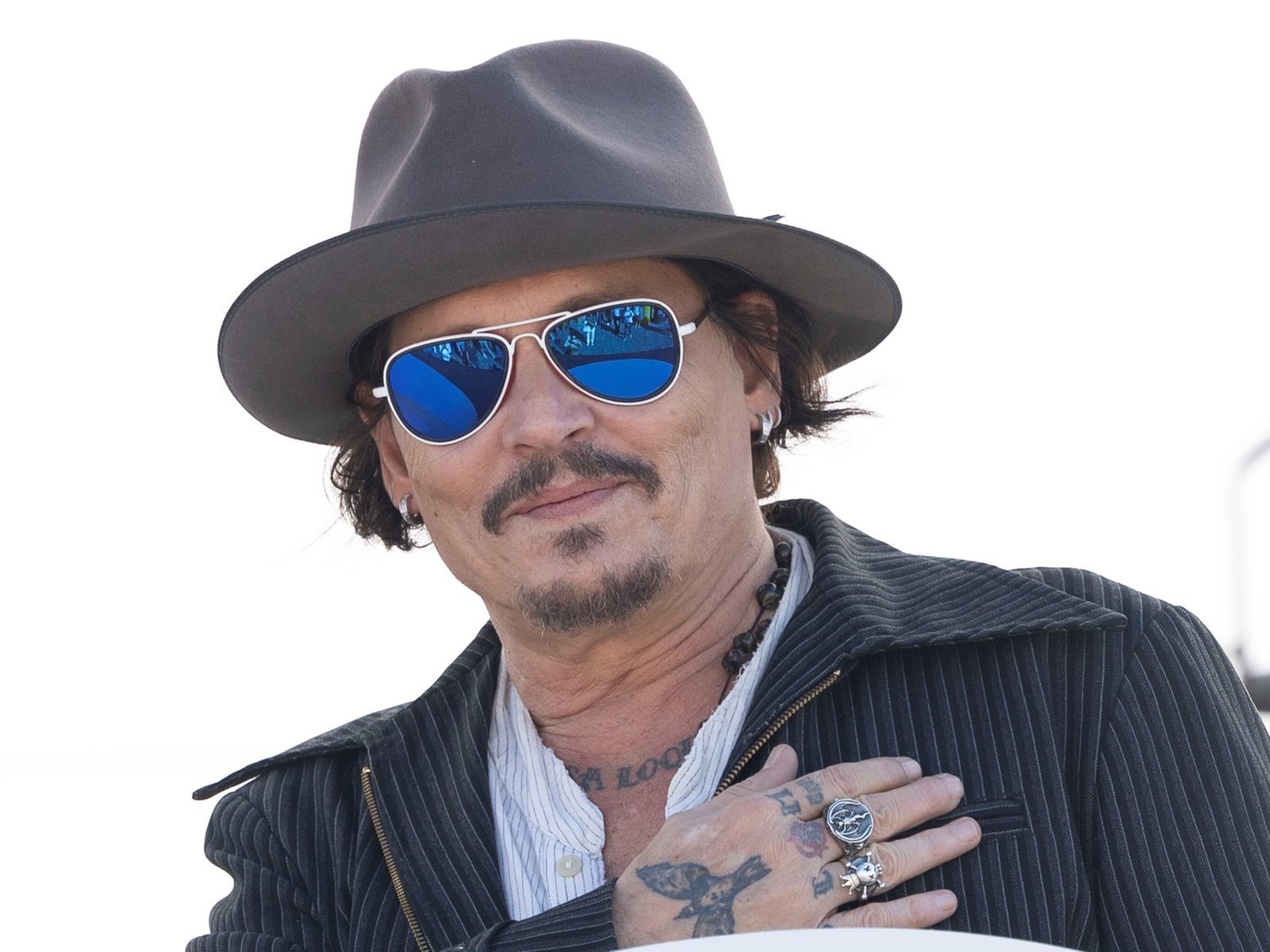 Reflexiones de un actor en la cuerda floja: el legado del #MeToo en el caso Depp En el contexto de la promoción de su má... Descubre más sobre abordar, sigue...