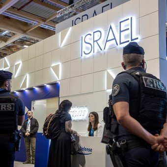 Francia cierra los stands de Israel en una gran feria internacional de aeronáutica y armamento en rechazo a la guerra en Gaza