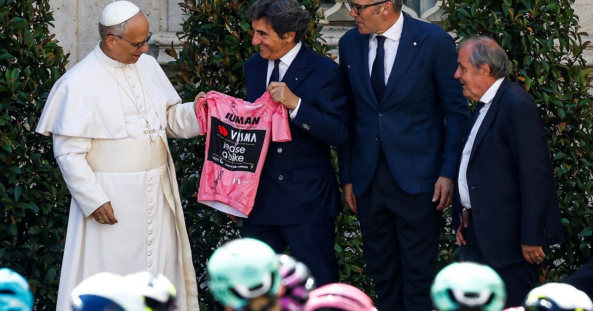 Un encuentro entre la fe y el deporte en el Vaticano Este domingo, el Vaticano se convirtió en el escenario de un evento... Descubre más sobre positivamente,...